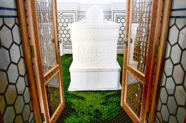 Мавзолей Зангиата в пригороде Ташкента