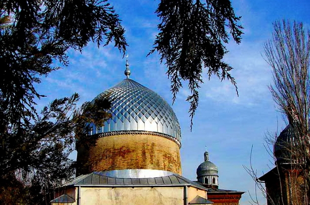 Mausoleum of Hoja Alambardor in Tashkent