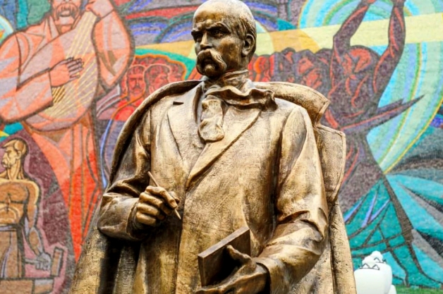 Taras Shevchenko monument in Tashkent