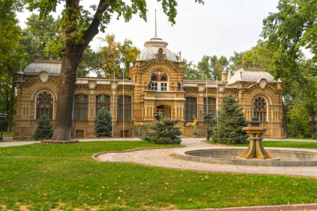Romanov Palace Tashkent