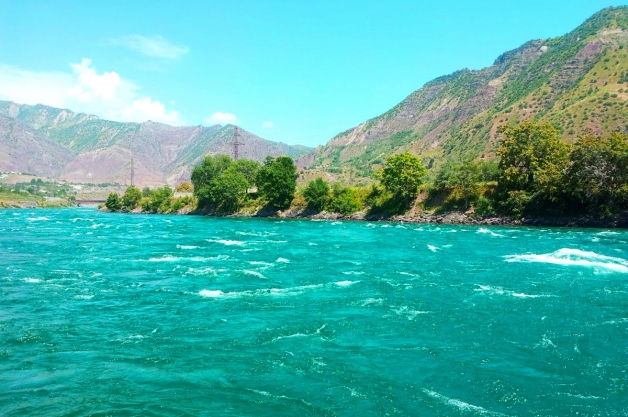 Flüsse in Usbekistan. Bergflüsse.